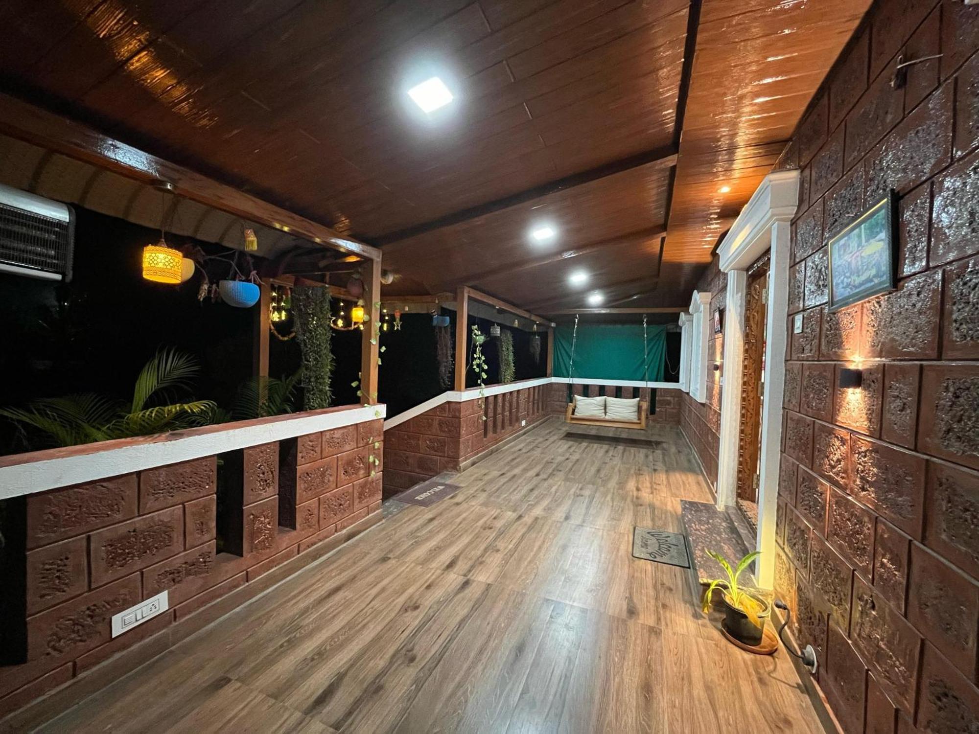 Sunrise Villa Wai Exterior photo
